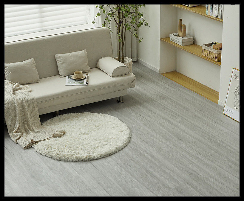 Couche d'usure 0,07 mm/0,15 mm Couche supérieure LVT Plancher lisse et droit